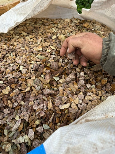 Златолит персиковый декоративная каменная крошка купить в Нижнекамске