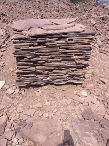 Плитняк лемезит бордовый для цоколя 1,5-2 см купить в Нижнекамске