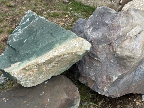 Камни для ландшафтного дизайна зелёные 10-60 килограмм купить в Нижнекамске