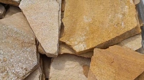 Плитняк златолит жёлтый для цоколя купить в Нижнекамске