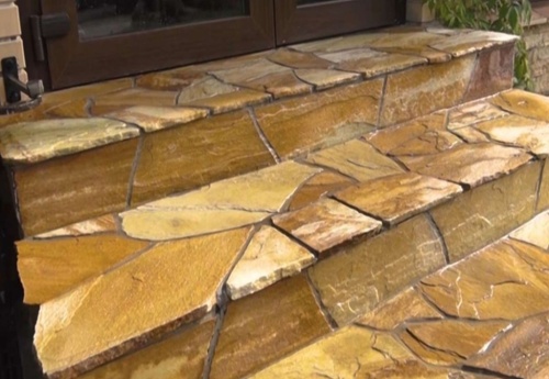 плитняк золотистый для облицовки